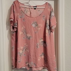 Torrid pink floral top